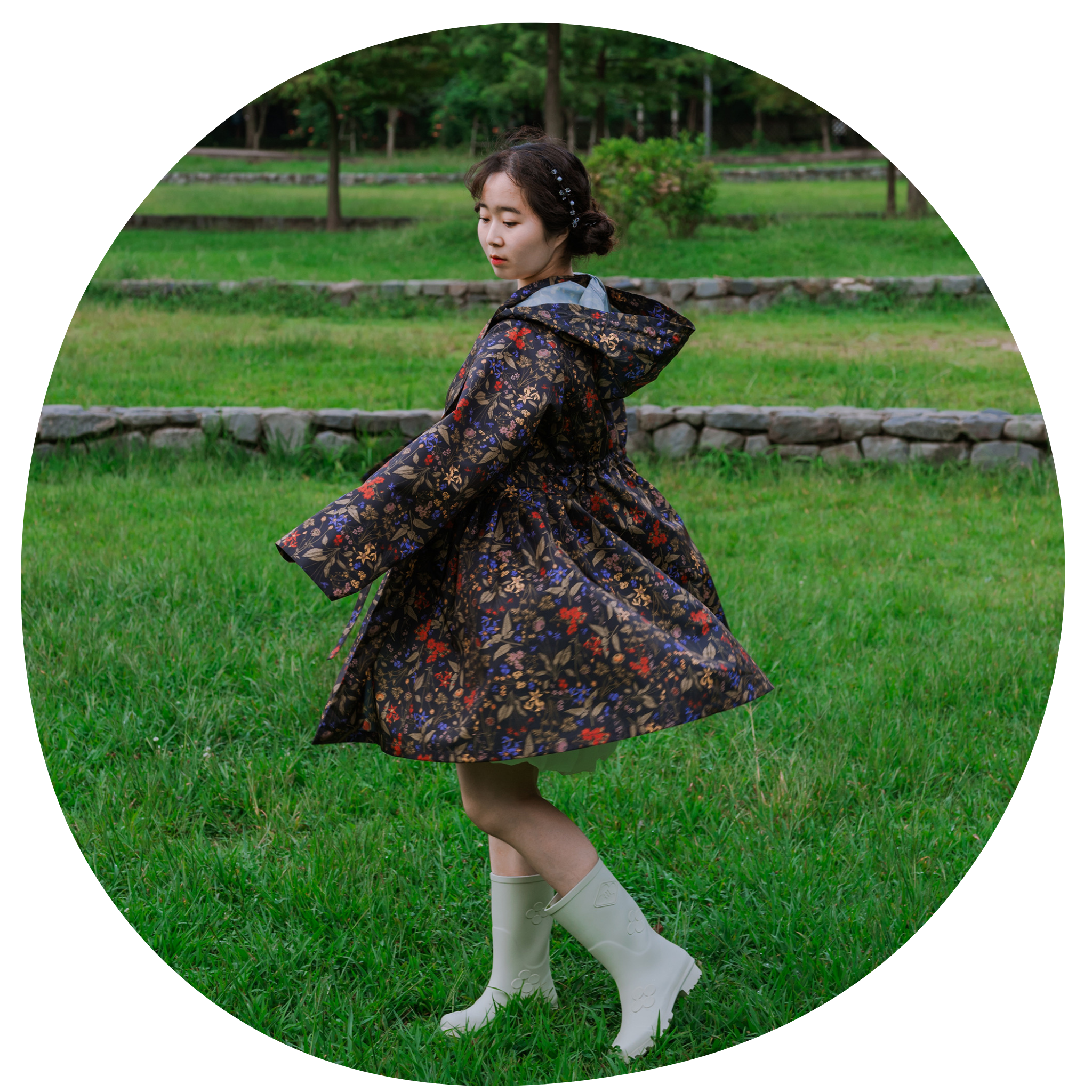 Flowerly Accordion-Pleat Windbreaker & Raincoat Hanbok