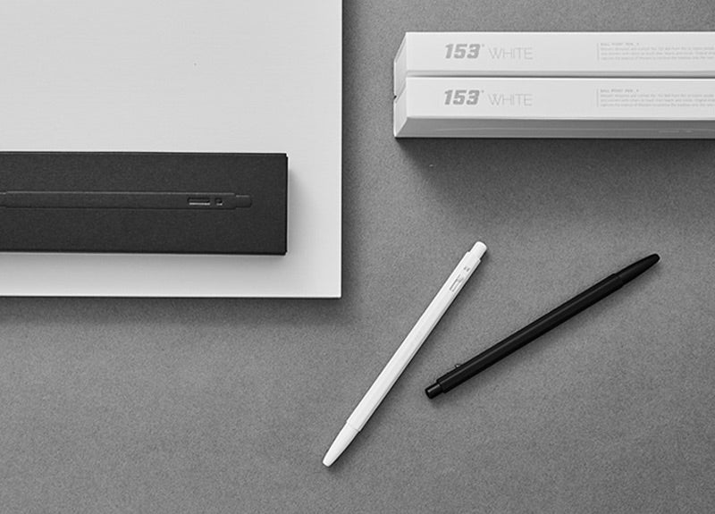 153 Black & White | Stationary | | monami