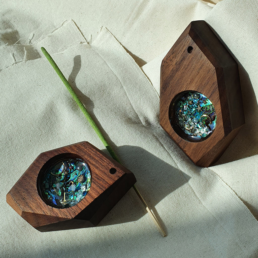 Jagae Wooden Incense Holder_Sea Bearing | T_H | Uncategorized | lemowoo