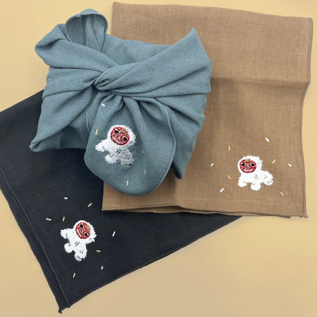 Lion Mask Dance Embroidery Handkerchief | T_E,T_F | Uncategorized | MIMIDAR