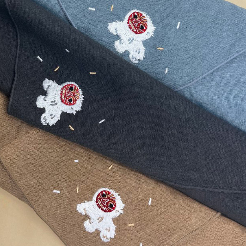 Lion Mask Dance Embroidery Handkerchief | T_E,T_F | Uncategorized | MIMIDAR