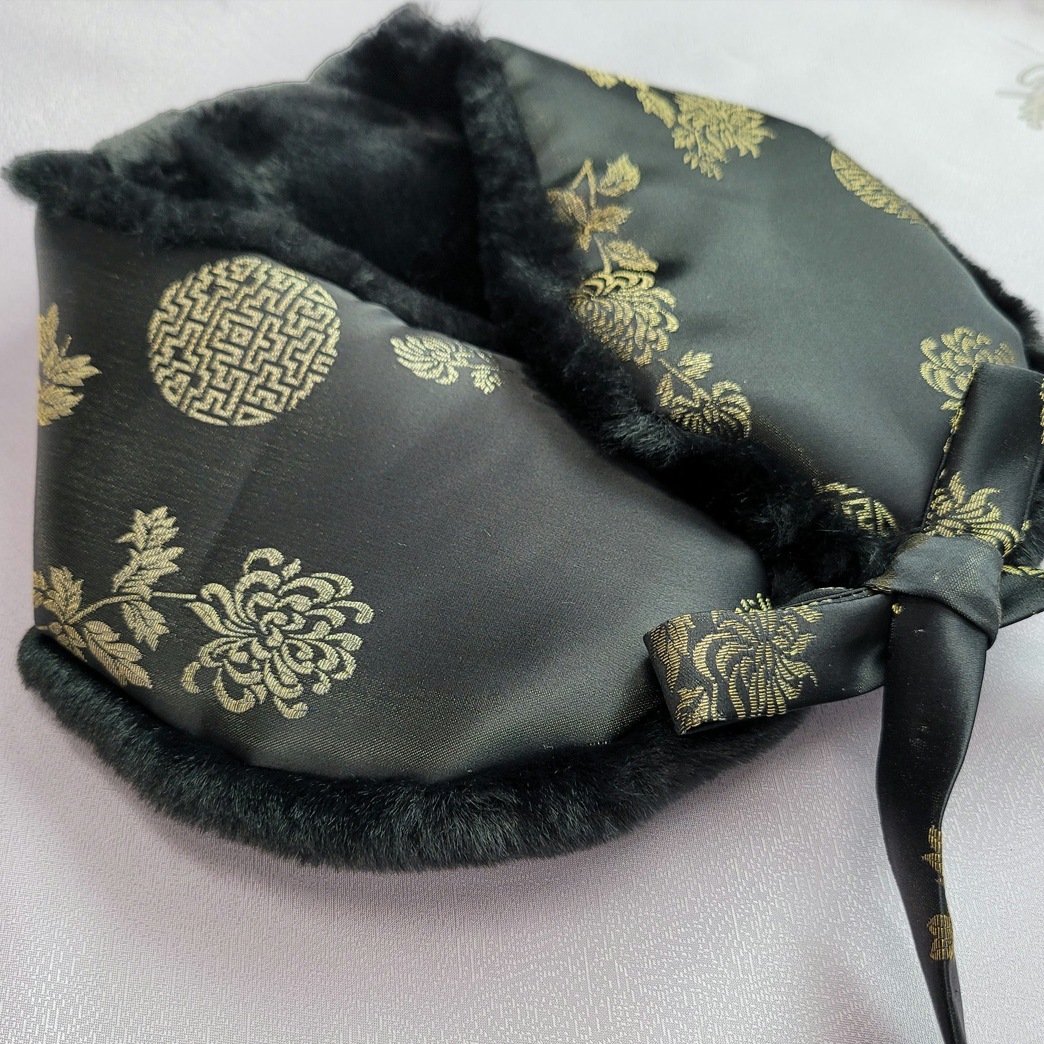 Hanbok Eco-Fur Ear Muffler with Gold Brocade (Gold-Black, Gold-Ivory)