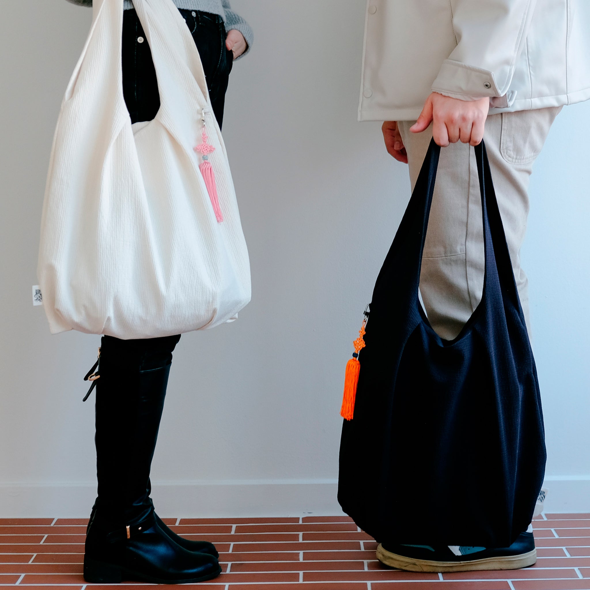 Joseon Norigae Nubibag: Embracing Tradition and Elegance