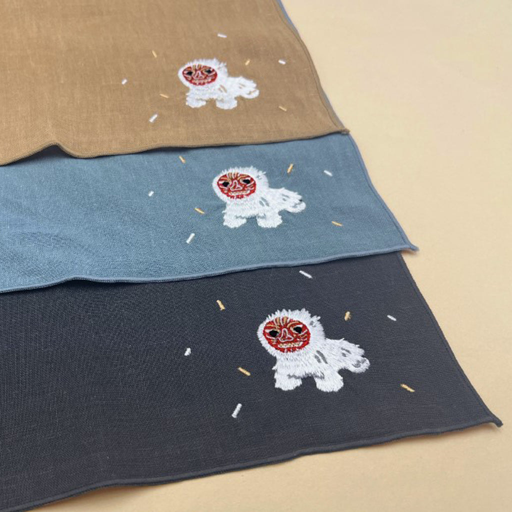 Lion Mask Dance Embroidery Handkerchief | T_E,T_F | Uncategorized | MIMIDAR